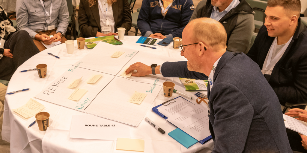 Overleg verschillende opties op tafel