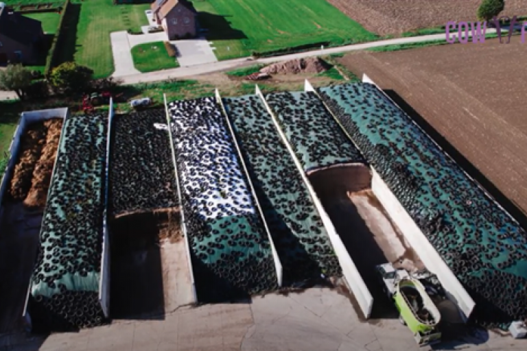Capoen_silos