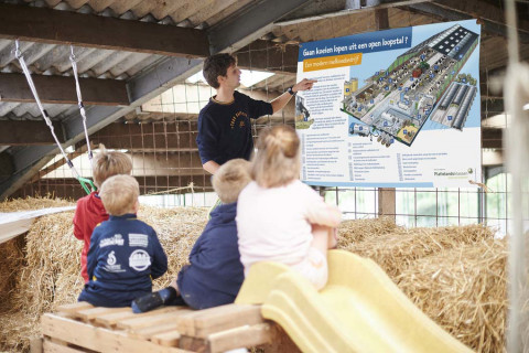 Zeildoek koestal landbouweducatief uitleendepot